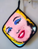 Close-up of “Andy Marilyn” pot holder, highlighting its detailed print and handmade craftsmanship