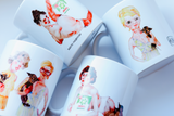 Close-up of the artistic detail on the ceramic mug “Selfie” by Katrin Valgemäe