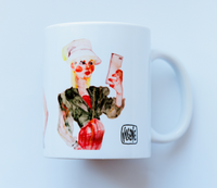 Side view of the ceramic mug “Selfie,” highlighting its unique art print by Katrin Valgemäe